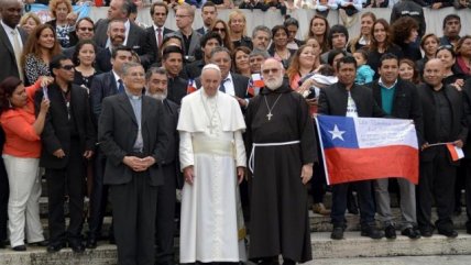   El papa recibió en el Vaticano a rescatados de la mina San José 