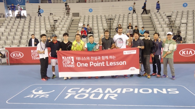 Fernando González se metió en la final del torneo de veteranos Kia Champions Cup Fernando González se metió en la final del torneo de veteranos Kia Champions Cup