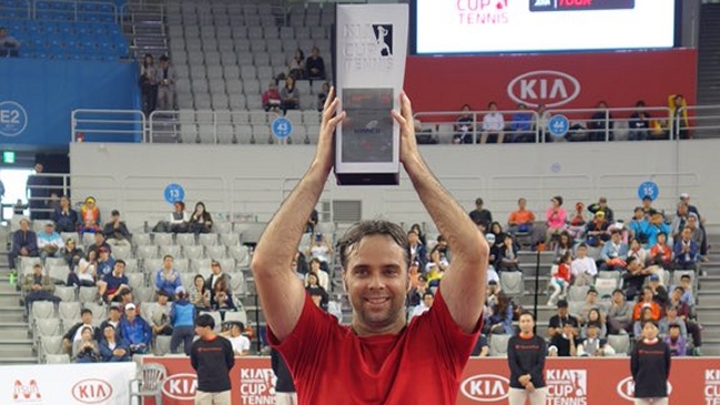 Fernando González se quedó con el título en el torneo de veteranos Kia Champions Cup Fernando González se quedó con el título en el torneo de veteranos Kia Champions Cup