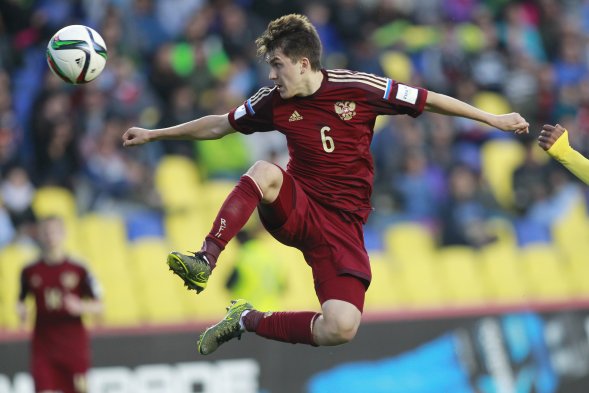 Rusia superó por 2-0 a Sudáfrica en el partido válido por la fase de grupos del Mundial Sub 17. Los europeos fueron los mejores en el Grupo E. Revisa las mejores postales del encuentro. Rusia superó por 2-0 a Sudáfrica en el partido válido por la fase de grupos del Mundial Sub 17. Los europeos fueron los mejores en el Grupo E. Revisa las mejores postales del encuentro.
