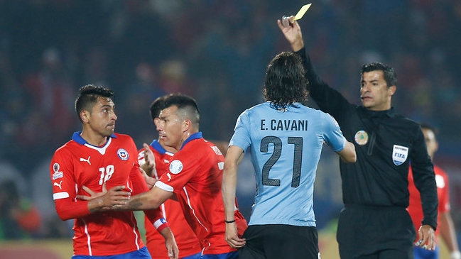 Gonzalo Jara: El tema de Edinson Cavani está cerrado y basta de preguntar lo mismo
