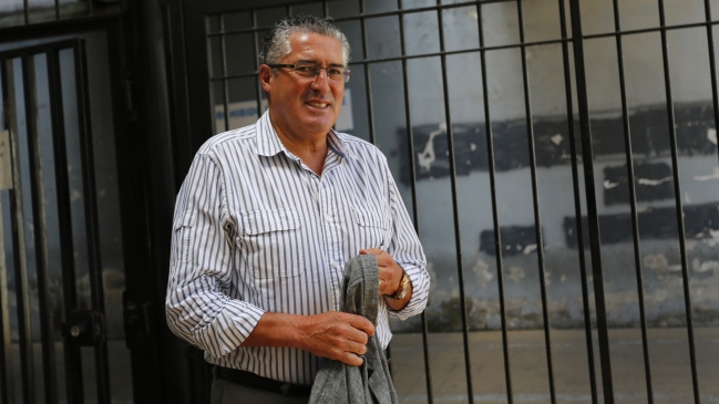 Jorge Pizarro: El ministro Burgos presentó su renuncia y la Presidenta le pidió que siguiera