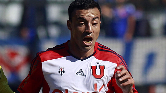 Roberto Cereceda es el segundo refuerzo de Unión La Calera para el Clausura Roberto Cereceda es el segundo refuerzo de Unión La Calera para el Clausura