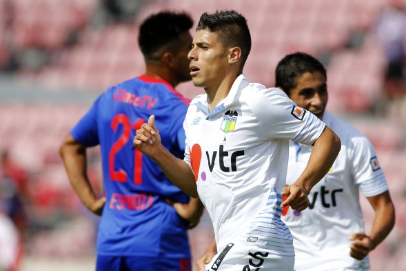 Universidad de Chile consiguió su primer triunfo en el Torneo de Clausura 2016al golear por 8-1 y humillar a O'Higgins de Rancagua en la segunda fecha. El elenco azul no tuvo piedad de los visitantes y le dio la primera celebración al técnico Sebastián Beccacece en el banquillo. Universidad de Chile consiguió su primer triunfo en el Torneo de Clausura 2016al golear por 8-1 y humillar a O'Higgins de Rancagua en la segunda fecha. El elenco azul no tuvo piedad de los visitantes y le dio la primera celebración al técnico Sebastián Beccacece en el banquillo.