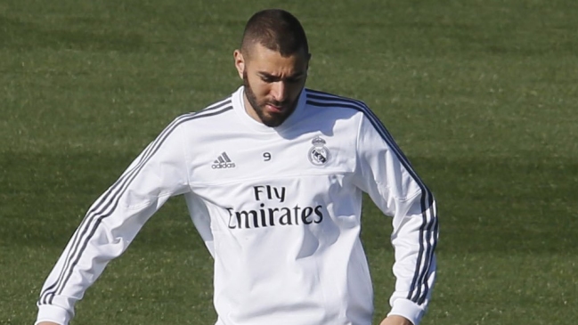 Benzema confesó que no vio el video de Valbuena y se hizo Benzema confesó que no vio el video de Valbuena y se hizo
