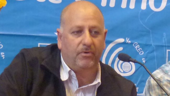 Tío de Sergio Jadue expulsó a corresponsal de Cooperativa de práctica de La Calera Tío de Sergio Jadue expulsó a corresponsal de Cooperativa de práctica de La Calera