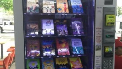   Panamá ofrecerá venta de libros a través de máquinas expendedoras 