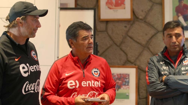 Pizzi se reunió con staff de selecciones menores Pizzi se reunió con staff de selecciones menores