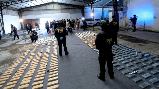 PDI decomisó 330 kilos de marihuana y cocaína en operativo PDI decomisó 330 kilos de marihuana y cocaína en operativo