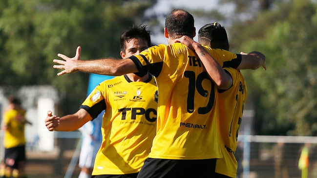 Coquimbo Unido y Barnechea se juegan la permanencia en Primera B