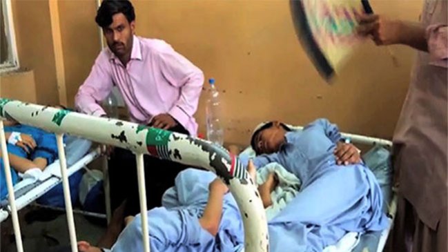 Al menos 23 muertos y 79 intoxicados tras comer dulces en celebración familiar en Pakistán