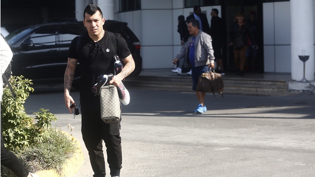 Gary Medel debió disculparse por incidente en Aeropuerto de Pudahuel