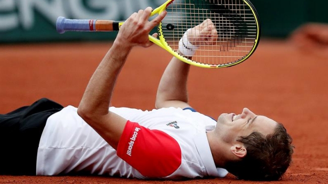 Gasquet sorprendió a Nishikori y accedió a los cuartos de final de Roland Garros Gasquet sorprendió a Nishikori y accedió a los cuartos de final de Roland Garros