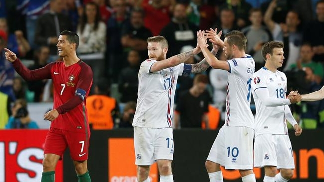 Islandia empañó debut de Portugal y Cristiano Ronaldo con un trabajado empate Islandia empañó debut de Portugal y Cristiano Ronaldo con un trabajado empate