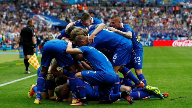Islandia dio el golpe ante Austria y accedió a los octavos de final de la Eurocopa Islandia dio el golpe ante Austria y accedió a los octavos de final de la Eurocopa