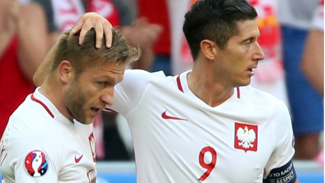 Suiza y Polonia chocan en Saint Etienne por un cupo en cuartos de la Eurocopa Suiza y Polonia chocan en Saint Etienne por un cupo en cuartos de la Eurocopa