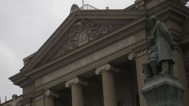 Jueza sobreseyó a 54 parlamentarios investigados por caso de falsos exonerados políticos