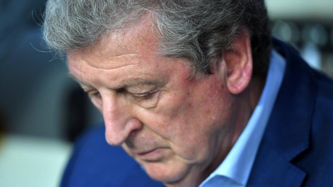 Roy Hodgson renunció como director técnico de Inglaterra Roy Hodgson renunció como director técnico de Inglaterra