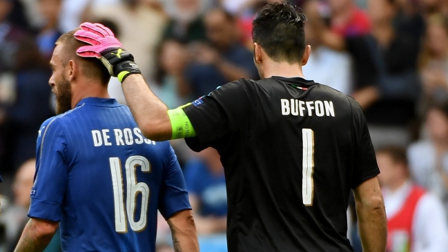 Hematoma tiene en duda a Daniele De Rossi para duelo con Alemania Hematoma tiene en duda a Daniele De Rossi para duelo con Alemania