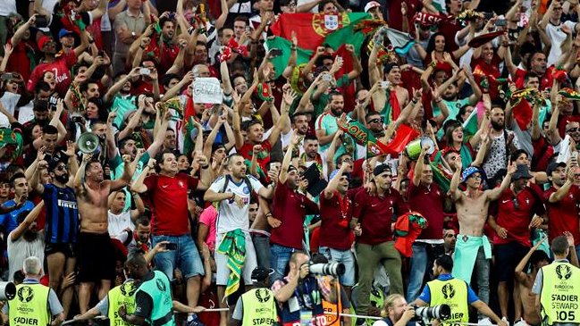 UEFA abrió expediente contra Portugal y Polonia por incidentes UEFA abrió expediente contra Portugal y Polonia por incidentes