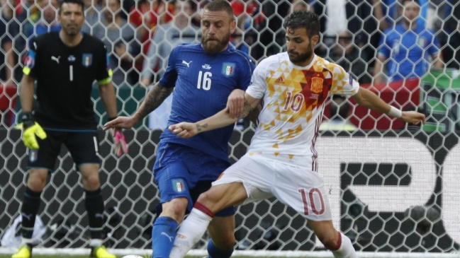 Daniele De Rossi participó parcialmente en entrenamiento de Italia Daniele De Rossi participó parcialmente en entrenamiento de Italia