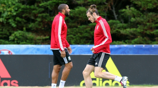 Gareth Bale se reincorporó al trabajo con el grupo antes de la semifinal Gareth Bale se reincorporó al trabajo con el grupo antes de la semifinal