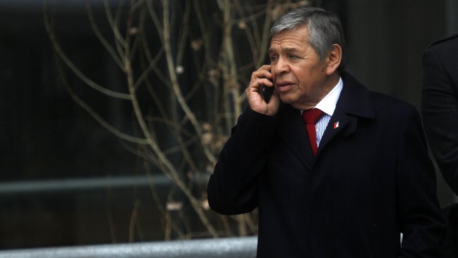 Luis Plaza busca que directiva de RN confirme su repostulación