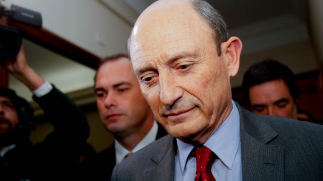 Juan Emilio Cheyre salió en libertad provisional tras pasar cinco días detenido