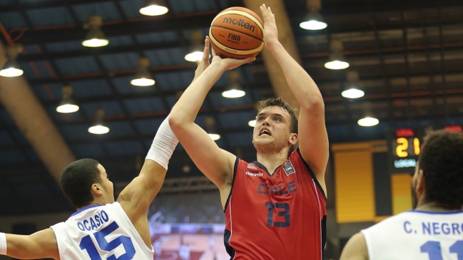 Chile sufrió apretada derrota ante Puerto Rico por el Premundial sub 18 de baloncesto Chile sufrió apretada derrota ante Puerto Rico por el Premundial sub 18 de baloncesto