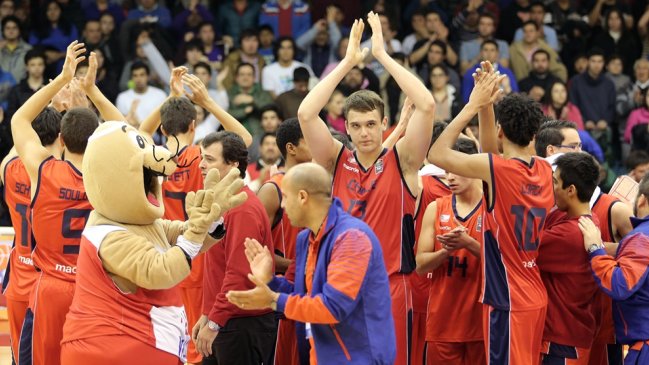 Chile cayó ante Estados Unidos y se despidió del cupo al Mundial sub 19 de baloncesto