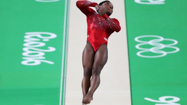 Simone Biles logró en el salto su tercera presea dorada Simone Biles logró en el salto su tercera presea dorada