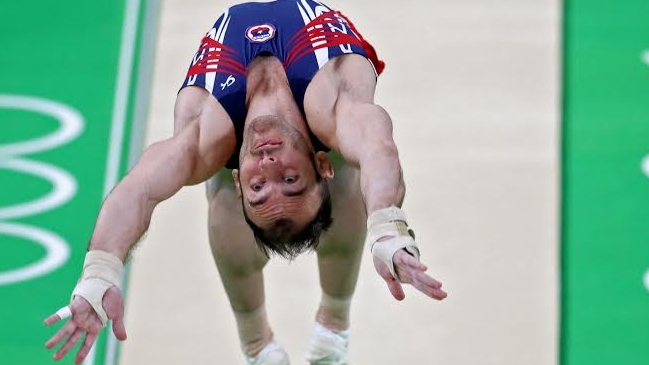 Tomás González: Pese a que vine por suelo hoy soy séptimo en el planeta en salto Tomás González: Pese a que vine por suelo hoy soy séptimo en el planeta en salto