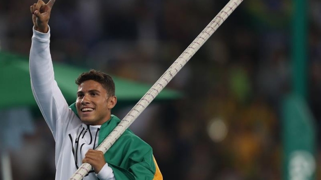 Thiago Braz provocó el delirio al ganar el oro en salto con garrocha Thiago Braz provocó el delirio al ganar el oro en salto con garrocha