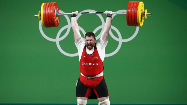 Georgiano Lasha Talakhadze ganó oro en halterofilia con récord del mundo Georgiano Lasha Talakhadze ganó oro en halterofilia con récord del mundo
