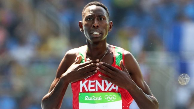 Conseslus Kipruto rompió el récord olímpico y se llevó el oro en los 3.000 metros con obstáculos Conseslus Kipruto rompió el récord olímpico y se llevó el oro en los 3.000 metros con obstáculos