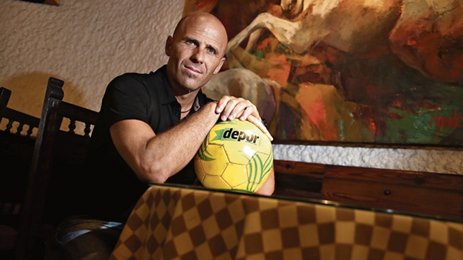 Ayudante de Pablo Guede resolvió problemas con sus documentos