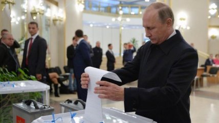 Partido de Putin anotó triunfo y recuperó la mayoría absoluta en elecciones legislativas