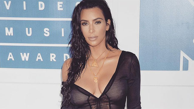 Kim Kardashian demandará a hombre que le besó el trasero