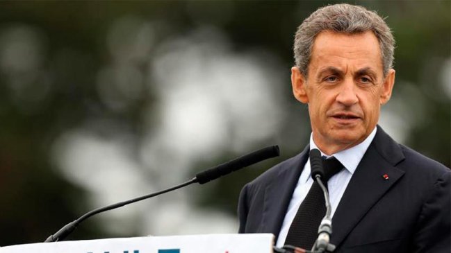 Sarkozy prometió retrasar la edad de jubilación y alargar la semana laboral