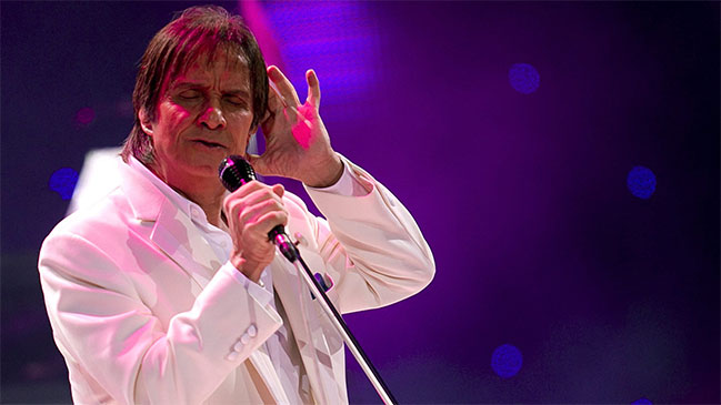 Roberto Carlos grabó canción en español con Jennifer López Roberto Carlos grabó canción en español con Jennifer López