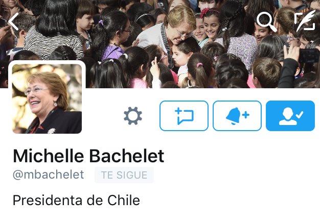 Presidenta Bachelet estrenó cuenta en Twitter con felicitaciones a Santos