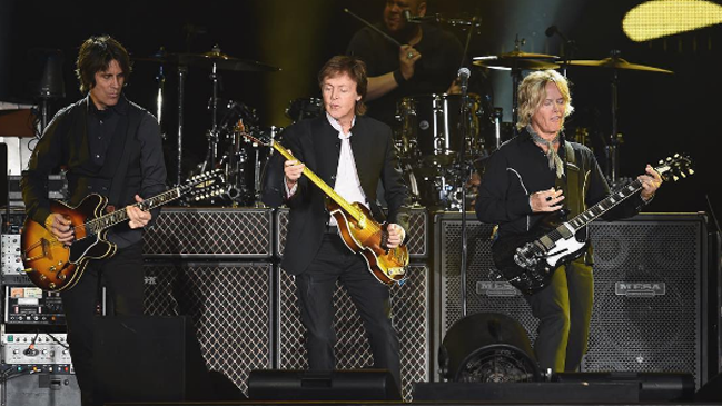 Paul McCartney y Neil Young, el genio y la furia en el festival Desert Trip Paul McCartney y Neil Young, el genio y la furia en el festival Desert Trip