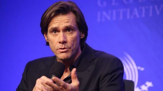 Jim Carrey es acusado de homicidio por la madre de su ex