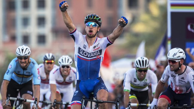 Peter Sagan se proclamó como campeón de la prueba de fondo en el Mundial de ciclismo Peter Sagan se proclamó como campeón de la prueba de fondo en el Mundial de ciclismo