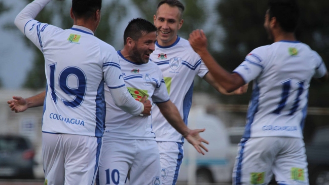 Deportes Colchagua derrotó a Malleco Unido y siguió al acecho de Deportes Santa Cruz Deportes Colchagua derrotó a Malleco Unido y siguió al acecho de Deportes Santa Cruz