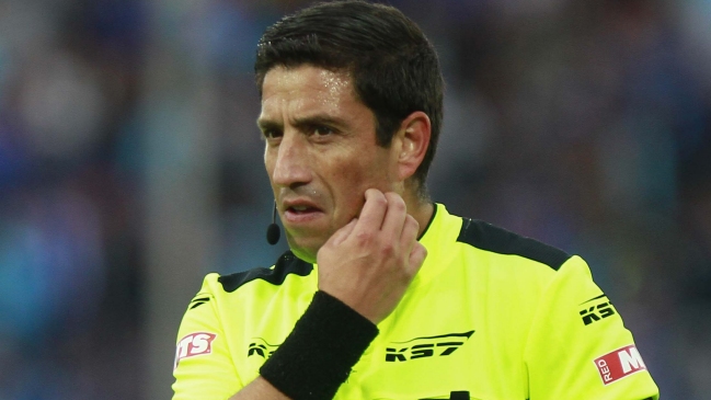 Eduardo Gamboa arbitrará el clásico entre U. Católica y Colo Colo Eduardo Gamboa arbitrará el clásico entre U. Católica y Colo Colo