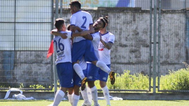 Naval derrotó a Colchagua y es líder del Grupo Sur de la Segunda División Naval derrotó a Colchagua y es líder del Grupo Sur de la Segunda División