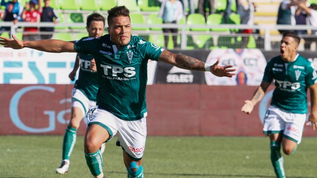 Santiago Wanderers superó a U. de Concepción y avanzó a la medianía de la tabla