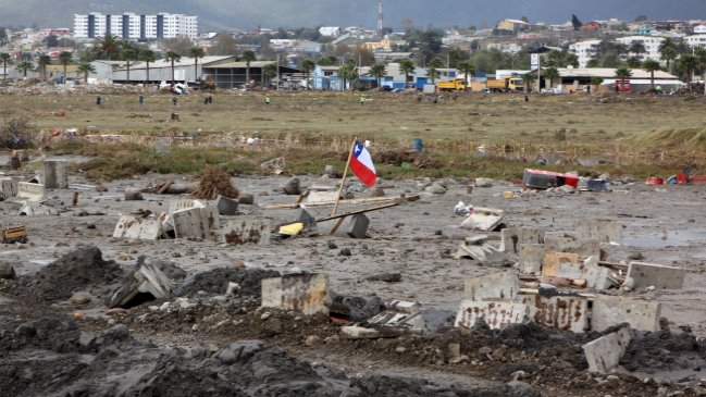 Damnificados del 27-F exigen una indemnización por graves daños en viviendas nuevas