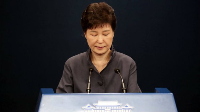 Acusaron a presidenta surcoreana de ser cómplice en caso de corrupción